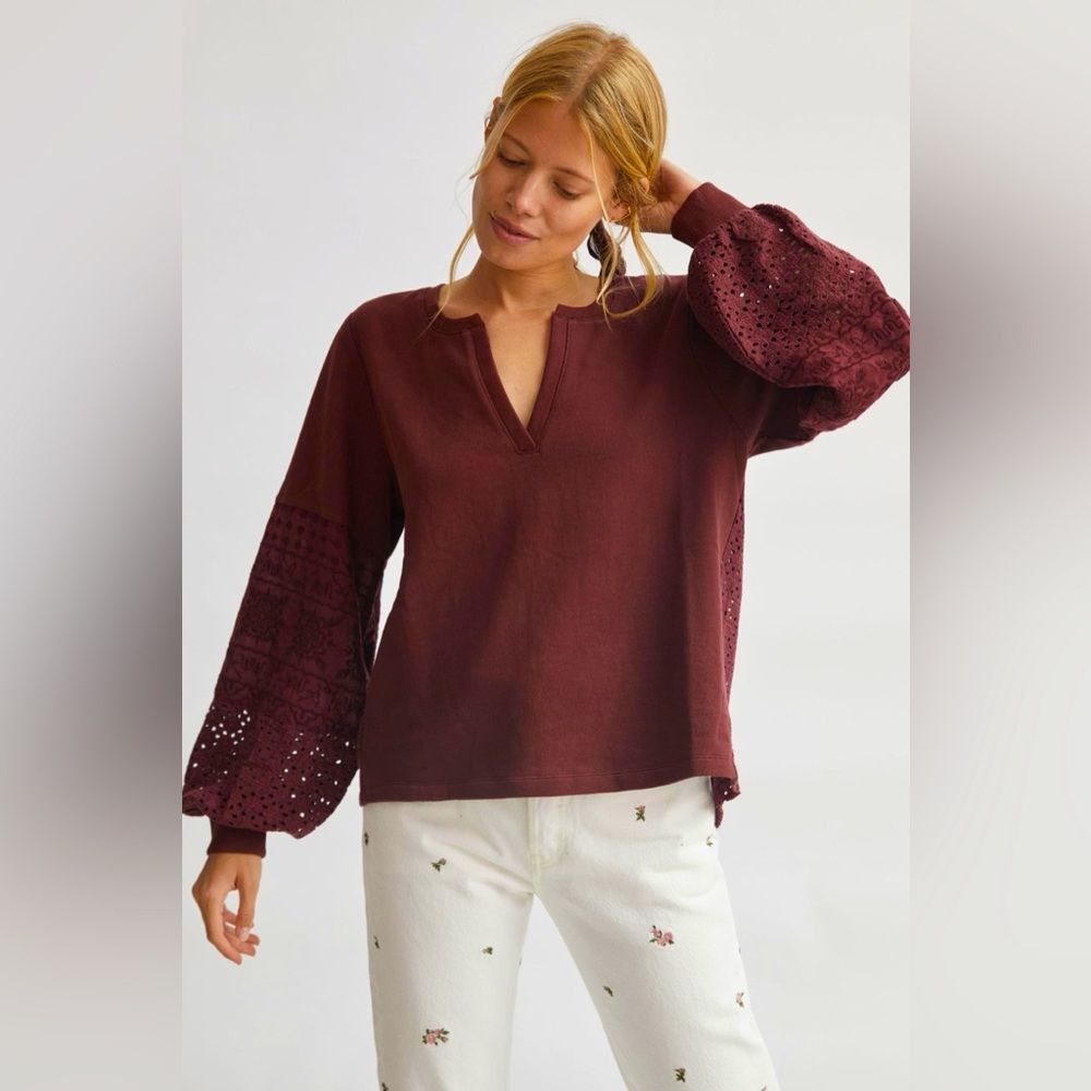 Anthropologie Eyelet V-Neck Sweatshirt Blouse in Plum size Small